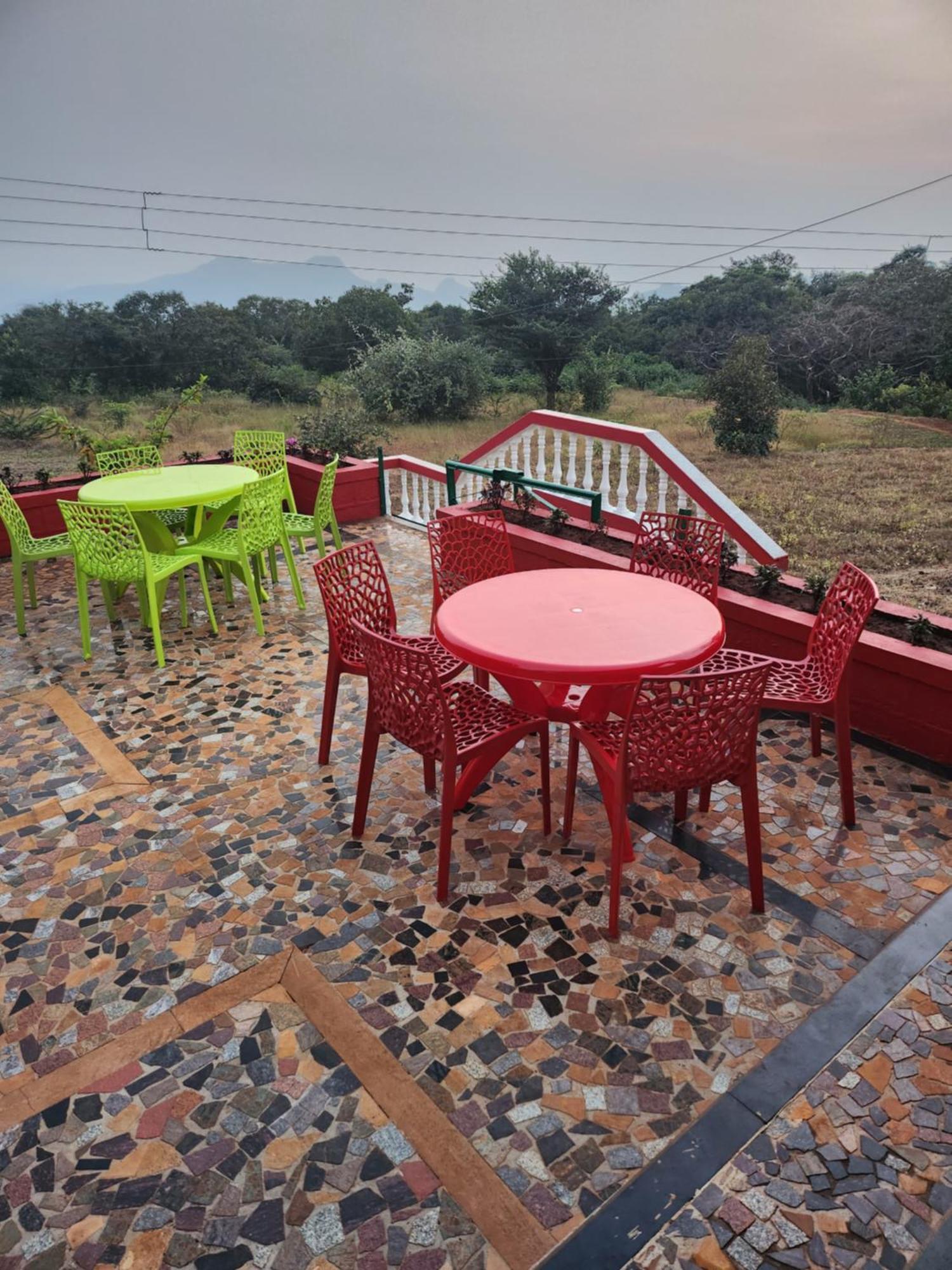 Junglee Nest Holiday Home & Huts Mahābaleshwar Eksteriør billede
