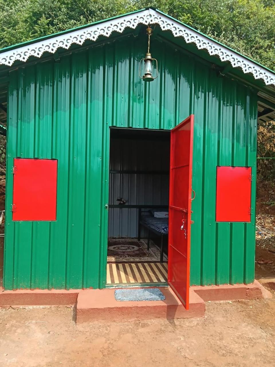 Junglee Nest Holiday Home & Huts Mahābaleshwar Eksteriør billede
